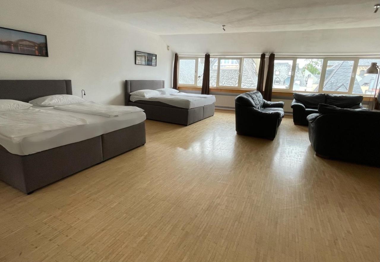 Altstadthotel Hayk Am Rhein Koln Bagian luar foto