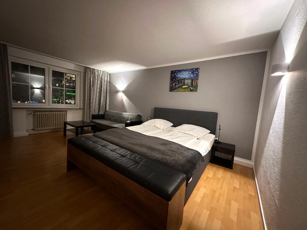 Altstadthotel Hayk Am Rhein Koln Bagian luar foto