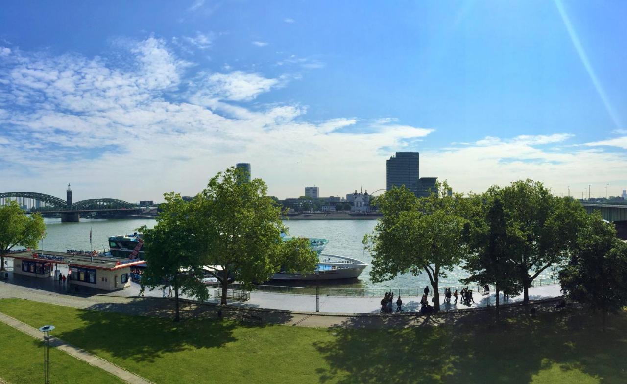 Altstadthotel Hayk Am Rhein Koln Bagian luar foto