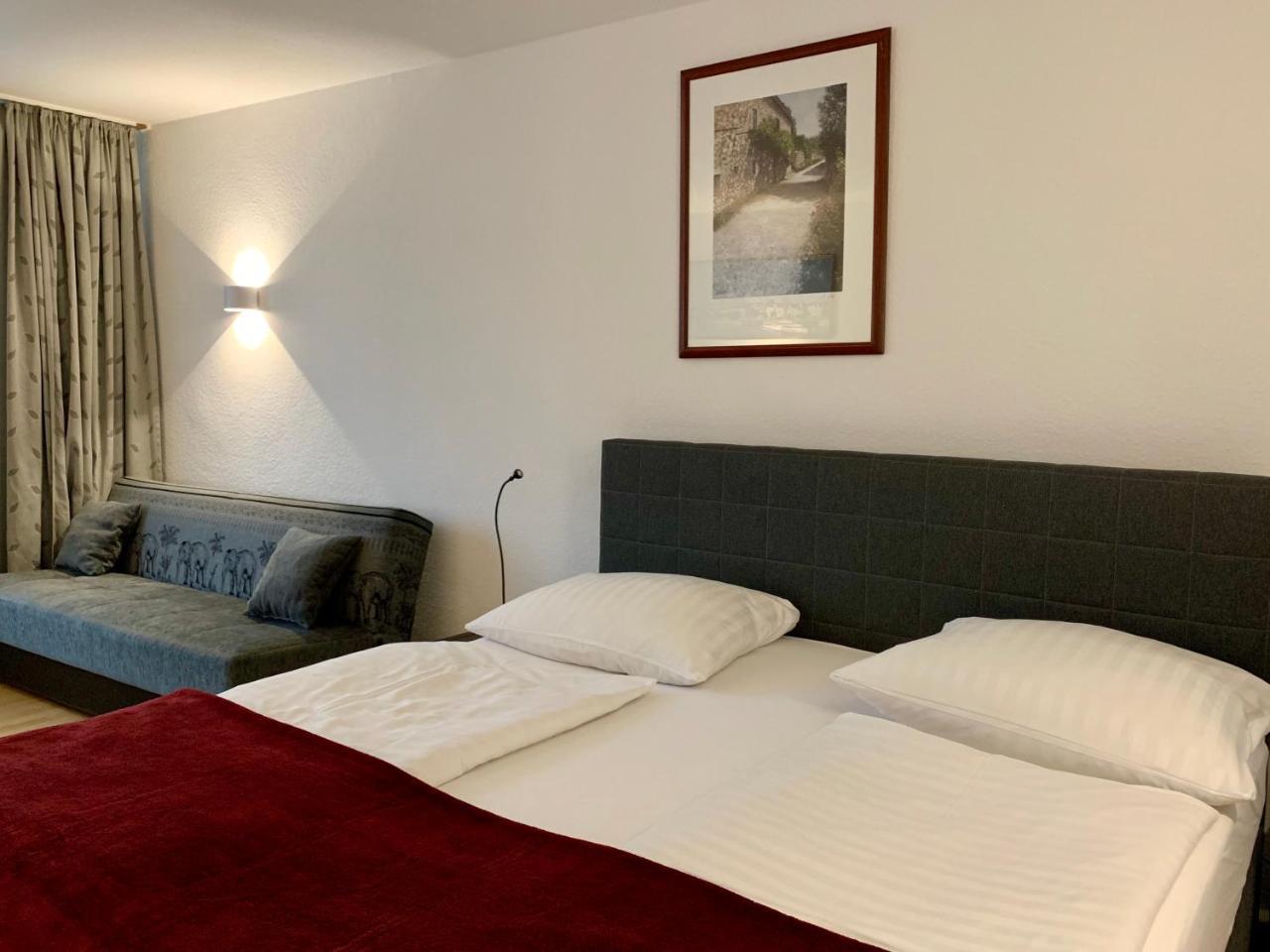 Altstadthotel Hayk Am Rhein Koln Bagian luar foto